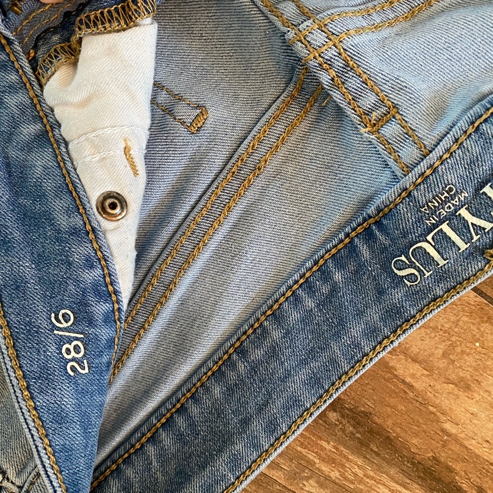 Jean Short - Picture 2 of 3